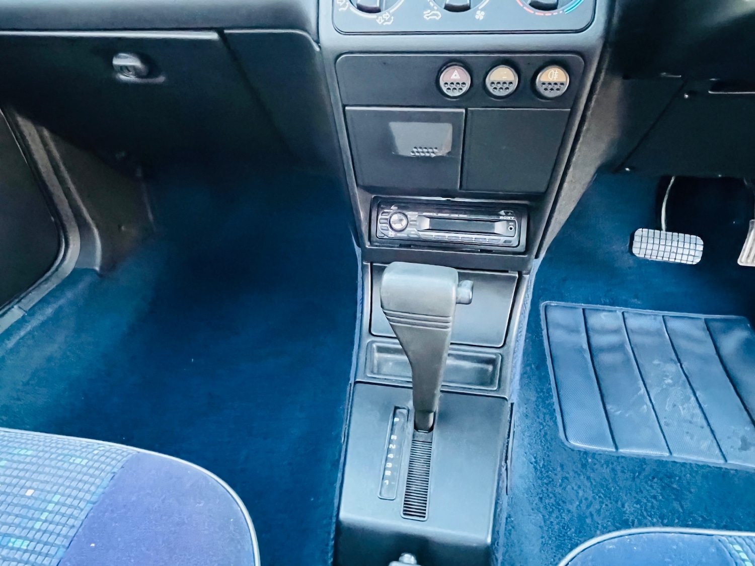 Used Peugeot 205 1995 for sale - 76794935: Photo 18