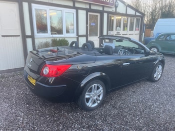 Used Renault Megane 2009 for sale - 77653341: Photo