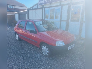 Used Renault Clio 1997 for sale - 77917501: Photo