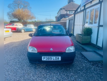 Used Renault Clio 1997 for sale - 77917501: Photo
