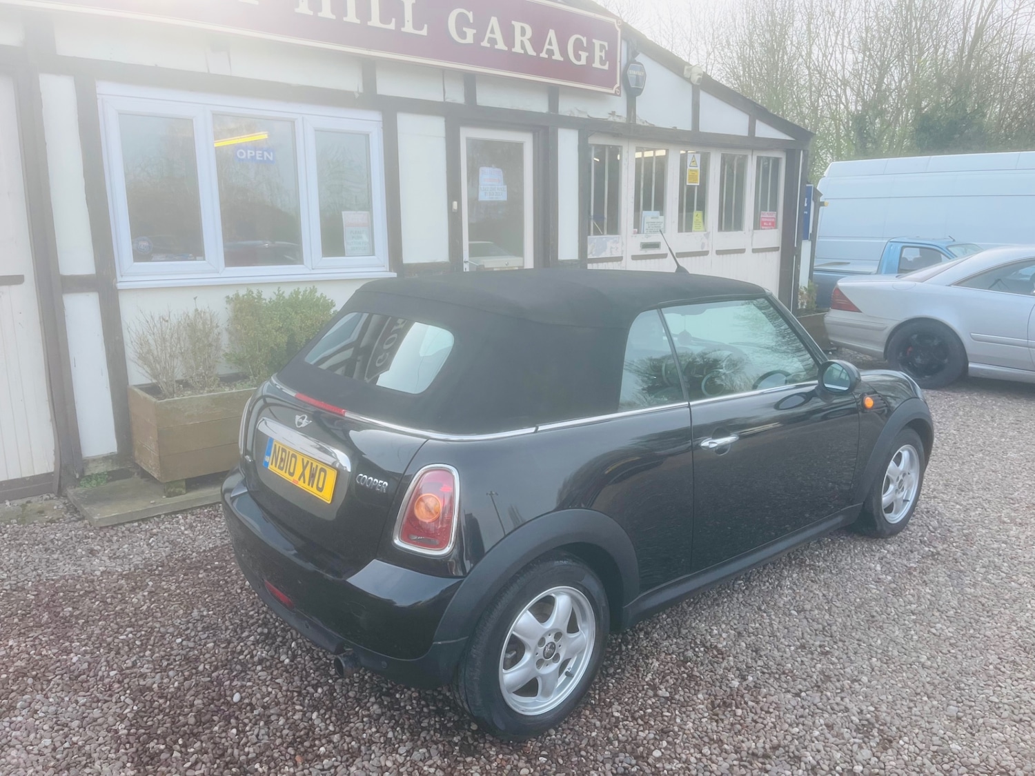 Used MINI Convertible 2010 for sale - 77964927: Photo 9