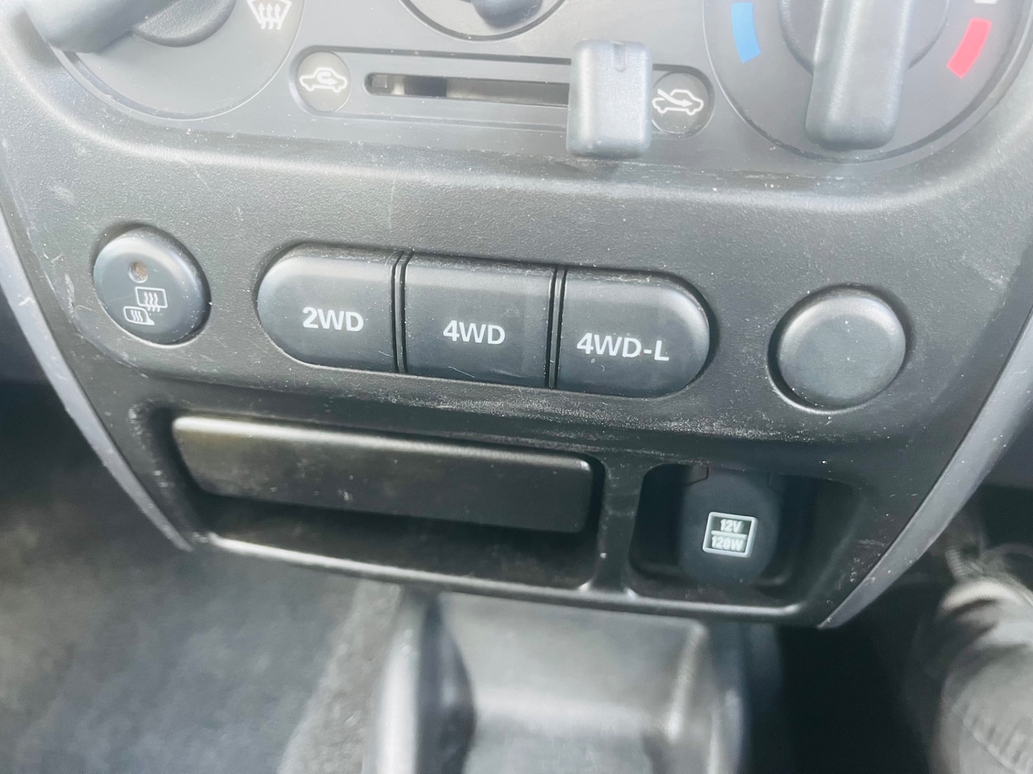 Used Suzuki Jimny 2010 for sale - 77653247: Photo 14