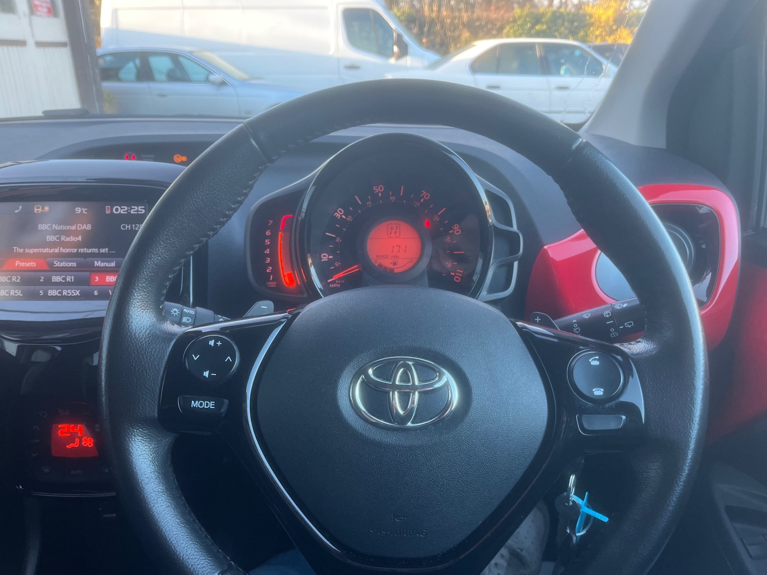 Used Toyota AYGO 2017 for sale - 77003628: Photo 12