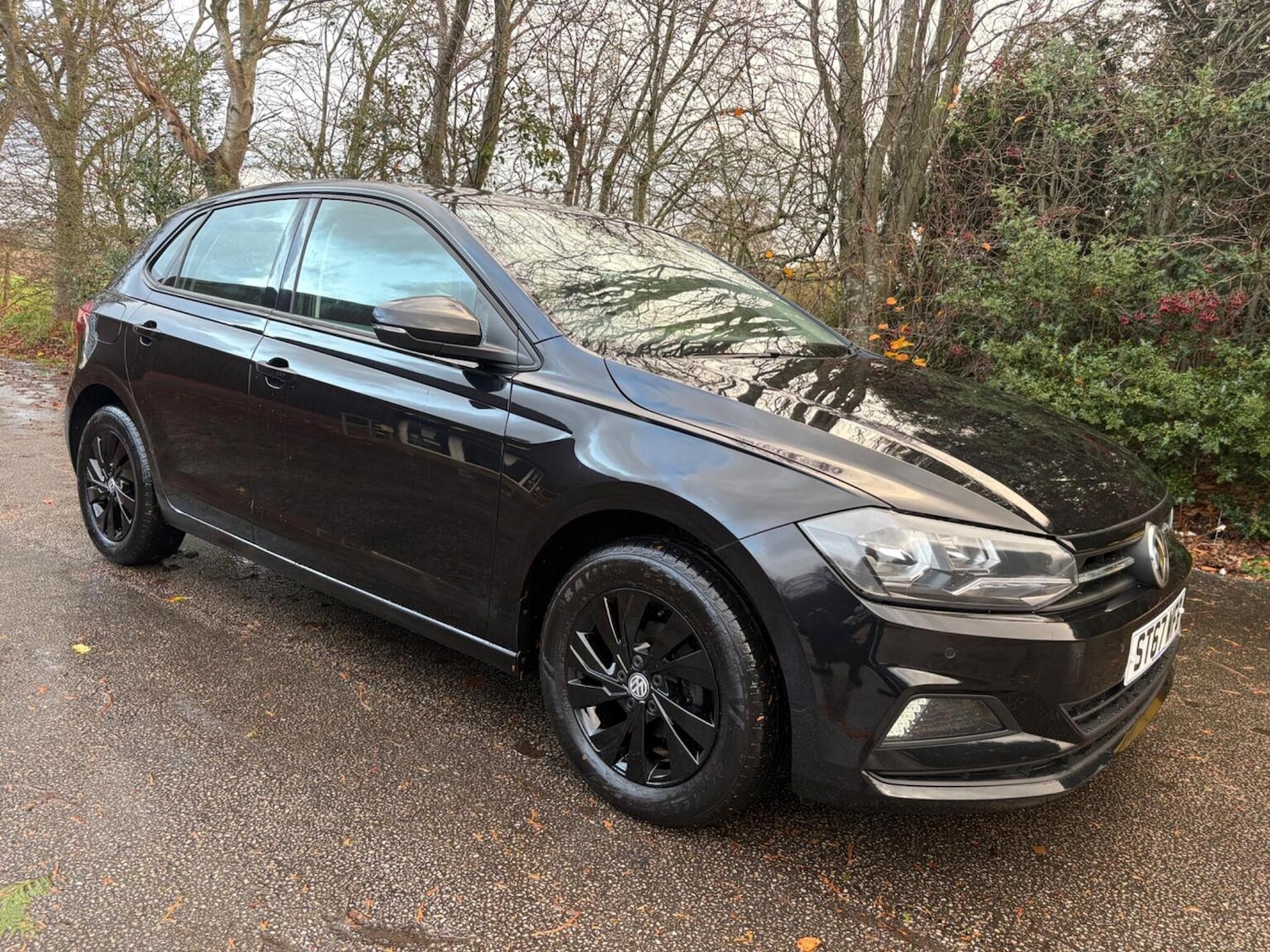 Used Volkswagen Polo 2018 for sale - 76618595: Photo 1