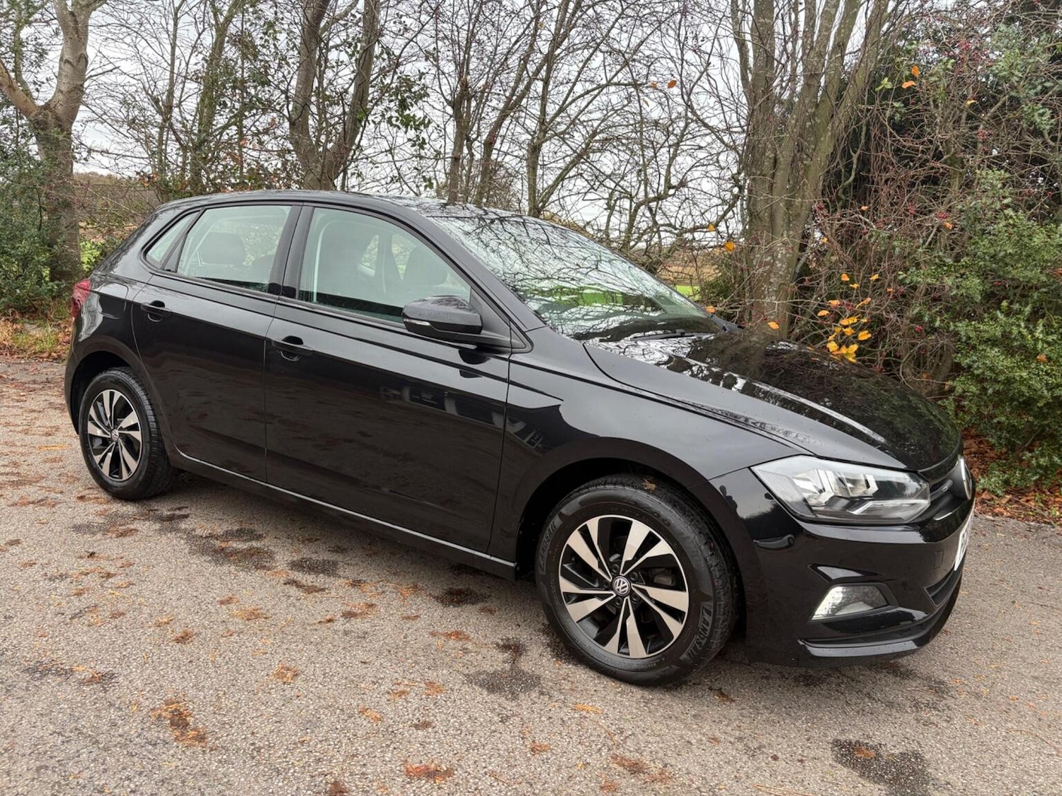 Used Volkswagen Polo 2020 for sale - 76891780: Photo 1