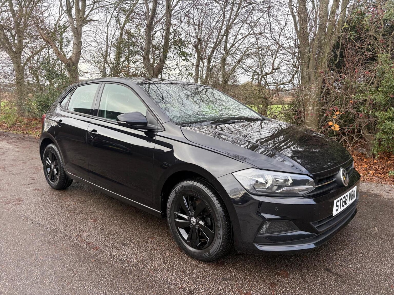 Used Volkswagen Polo 2018 for sale - 76712706: Photo 1