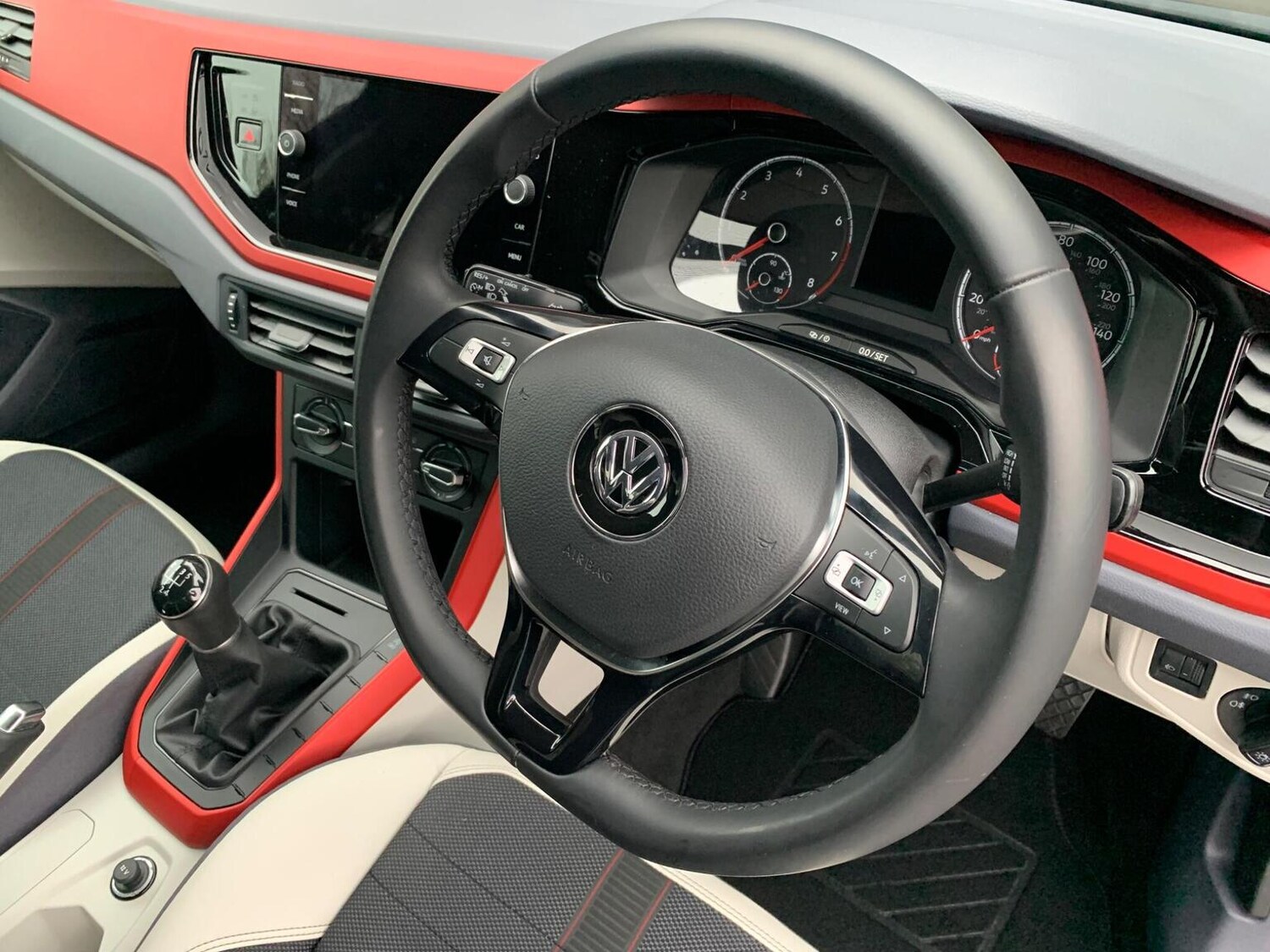 Used Volkswagen Polo 2019 for sale - 76911147: Photo 14