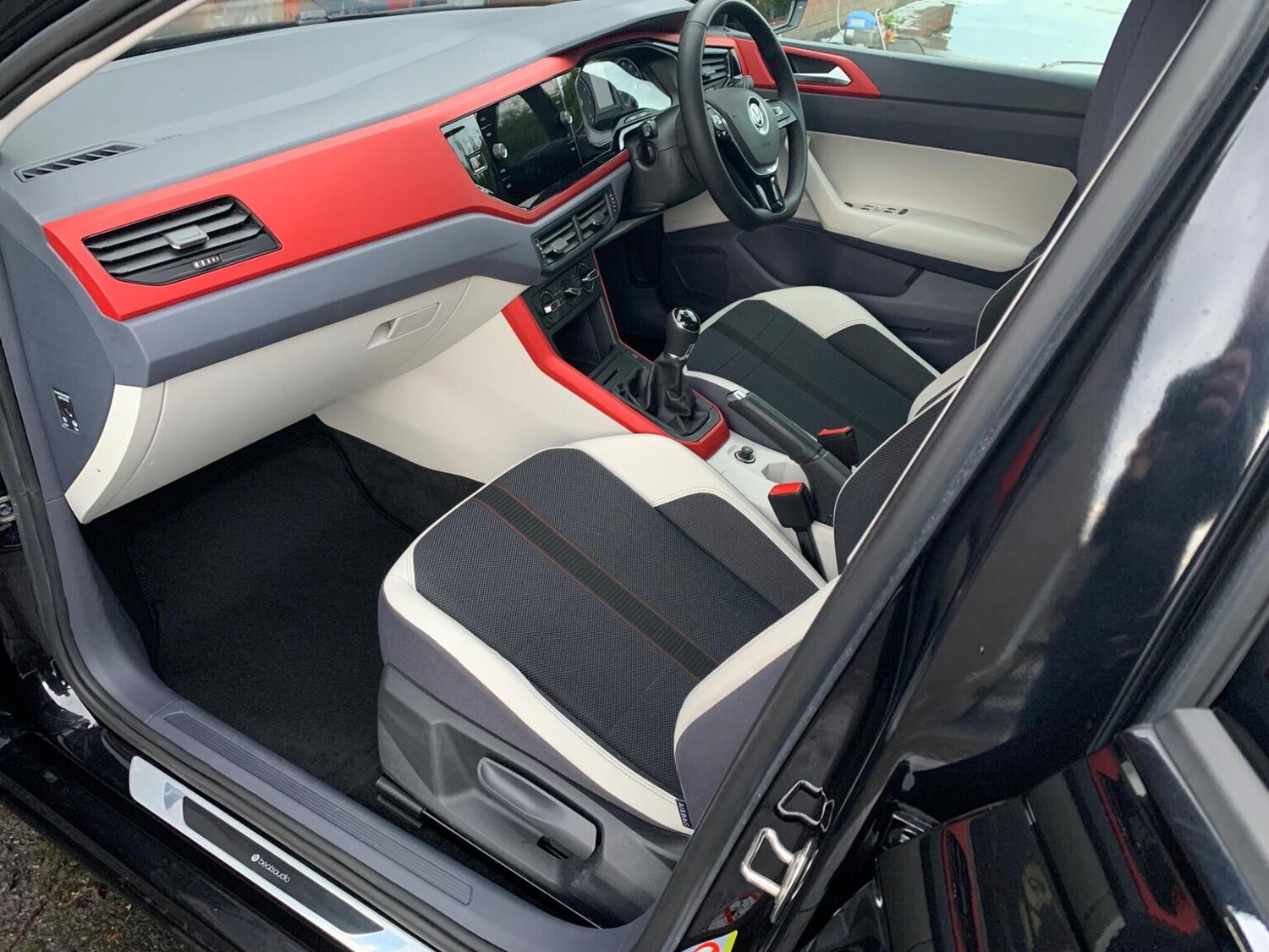 Used Volkswagen Polo 2019 for sale - 76911147: Photo 17