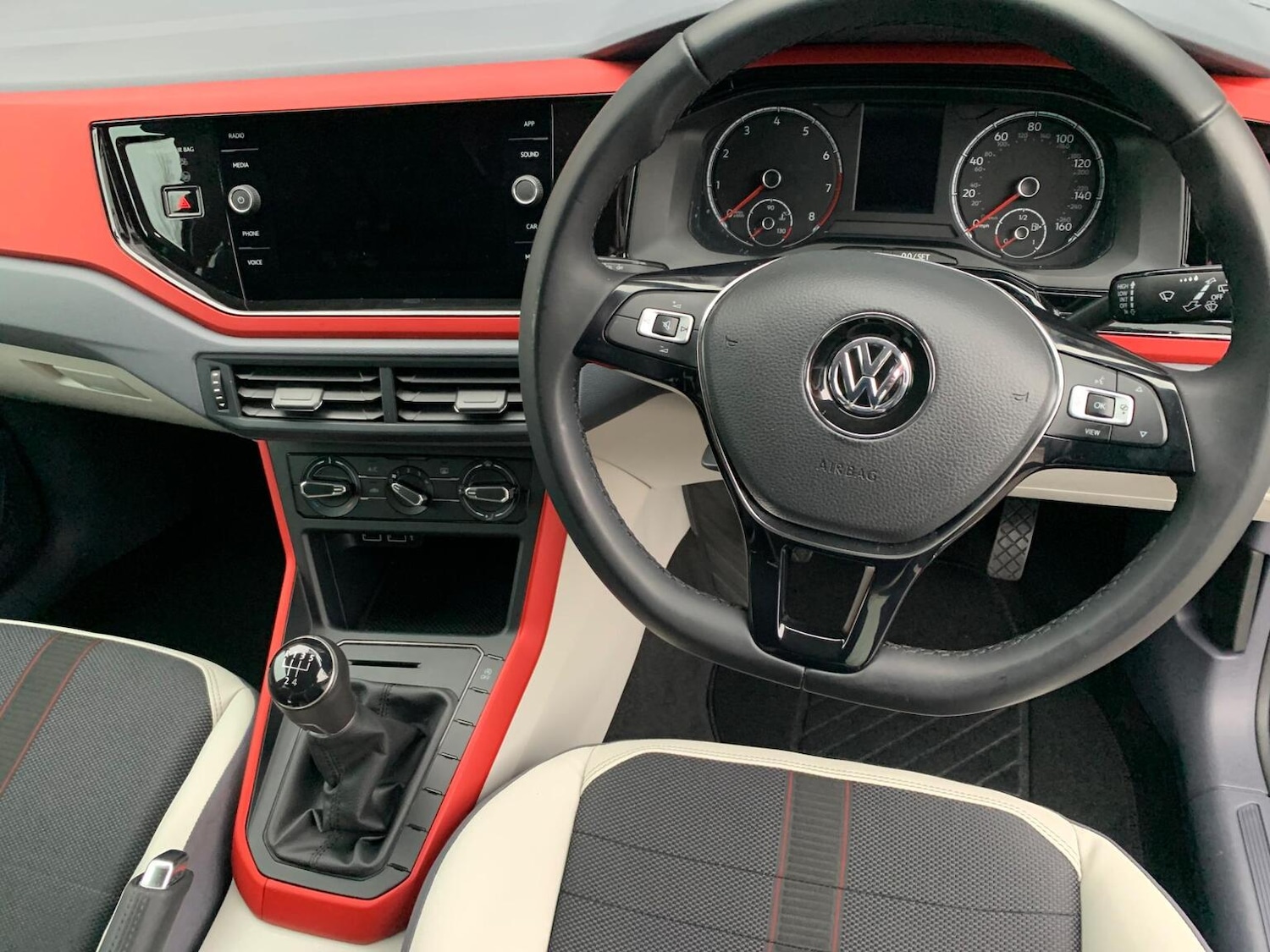 Used Volkswagen Polo 2019 for sale - 76911147: Photo 8