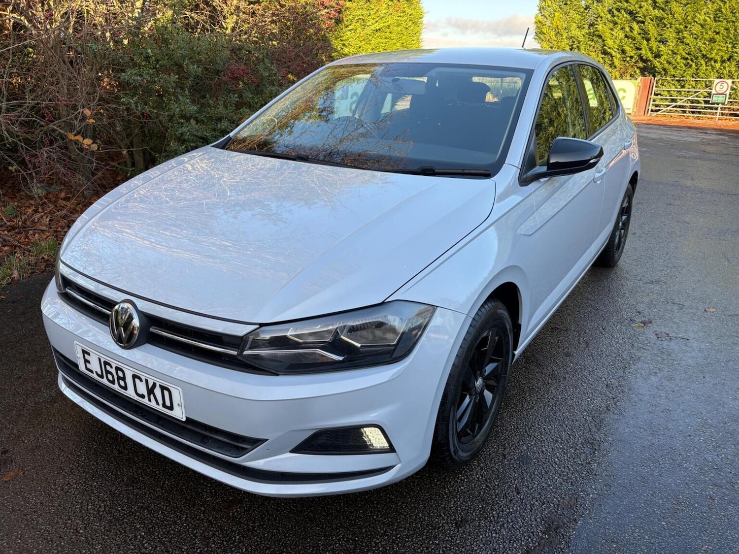 Used Volkswagen Polo 2018 for sale - 76712714: Photo 14