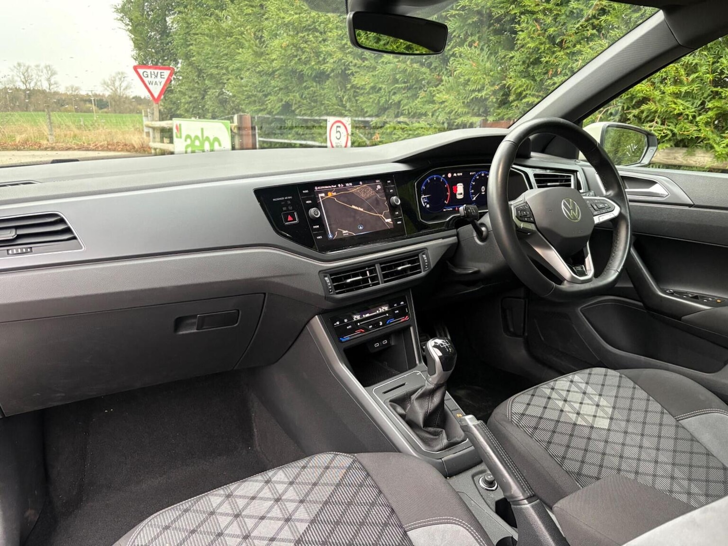 Used Volkswagen Polo 2022 for sale - 76618727: Photo 31