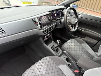 Used Volkswagen Polo 2022 for sale - 76618727: Photo