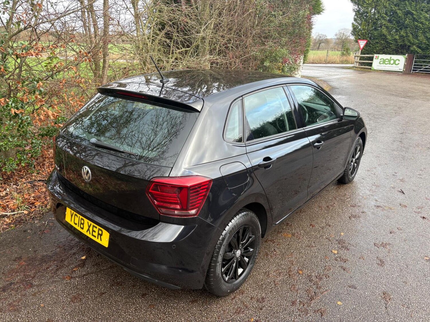Used Volkswagen Polo 2018 for sale - 76904650: Photo 25