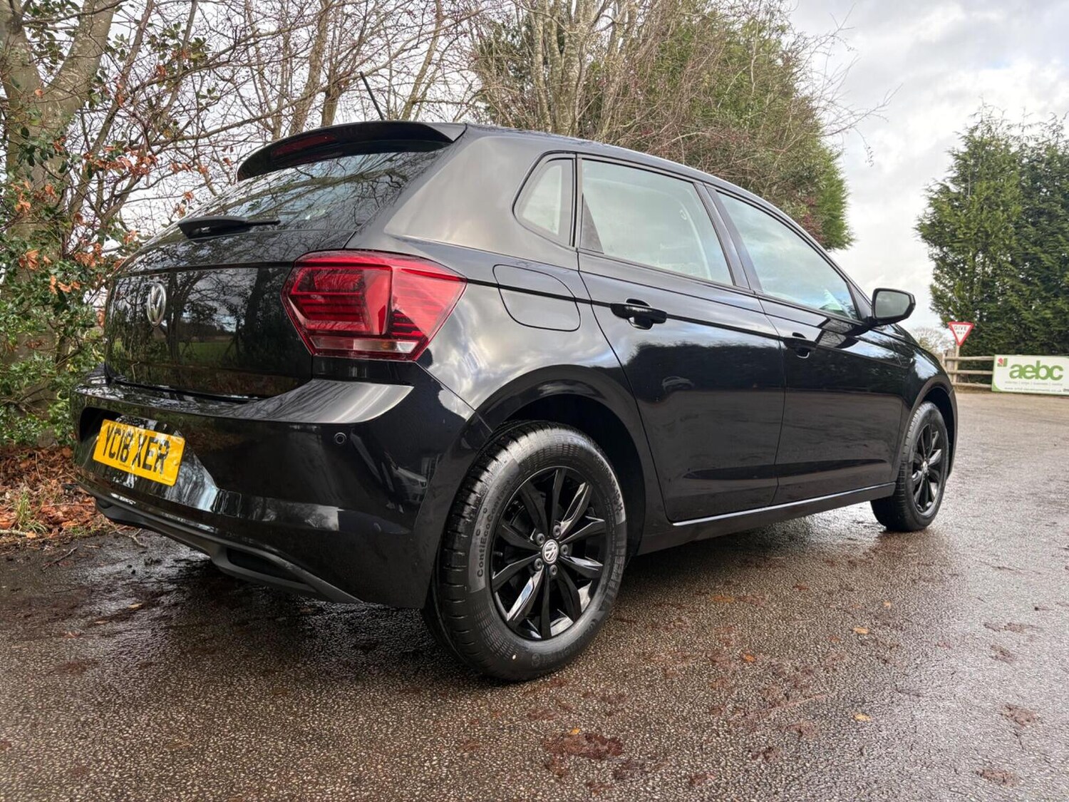 Used Volkswagen Polo 2018 for sale - 76904650: Photo 28