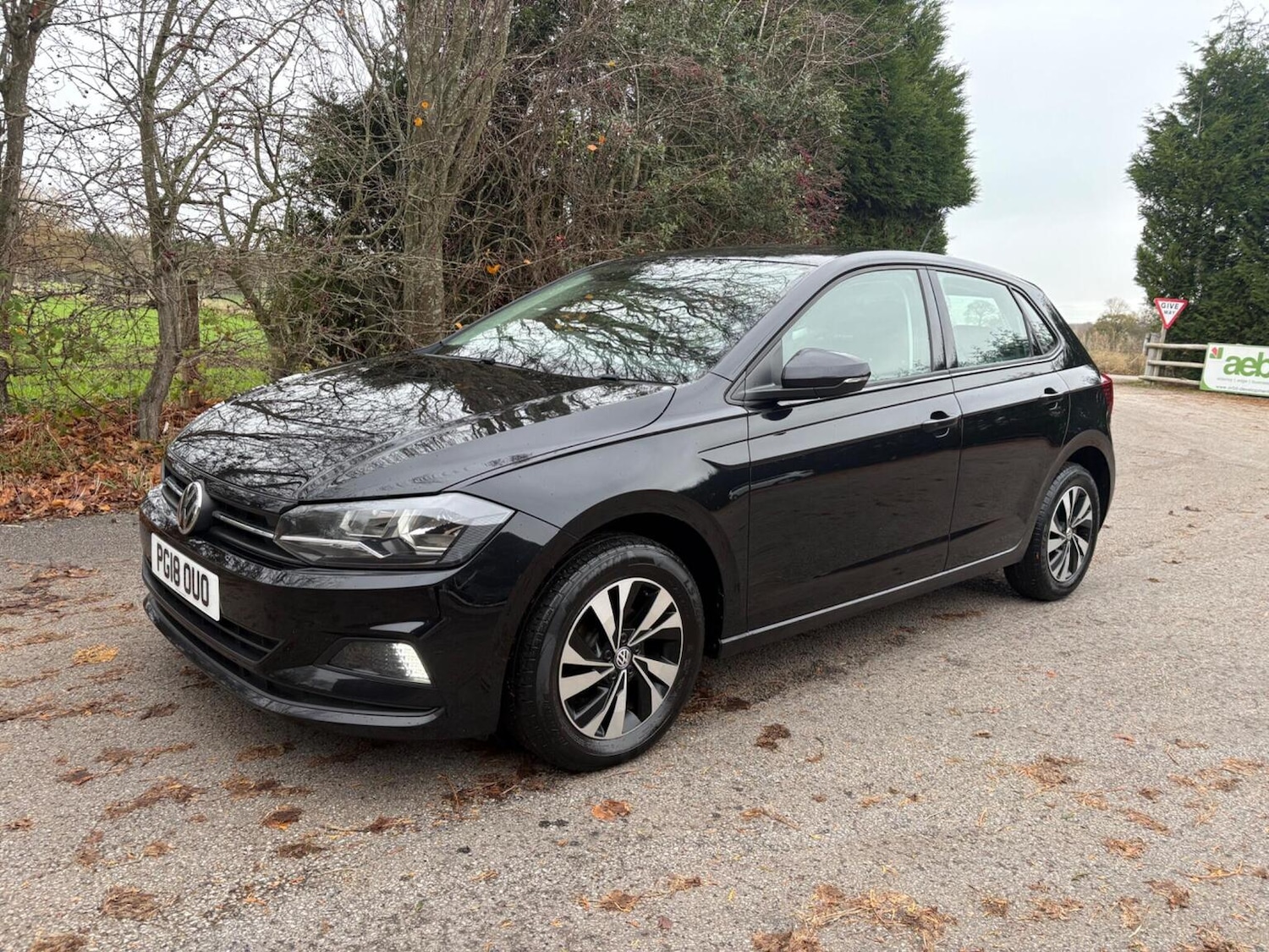 Used Volkswagen Polo 2018 for sale - 76618620: Photo 6