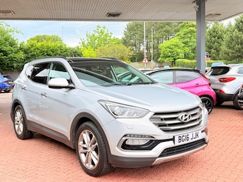 Used Hyundai Santa Fe 2016 for sale - 78856932: Photo