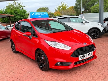 Used Ford Fiesta 2015 for sale - 76020159: Photo