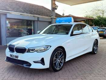 Used BMW 3 Series 2021 for sale - 74310120: Photo