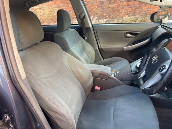 Used Toyota Prius 2012 for sale - 76233018: Photo 12