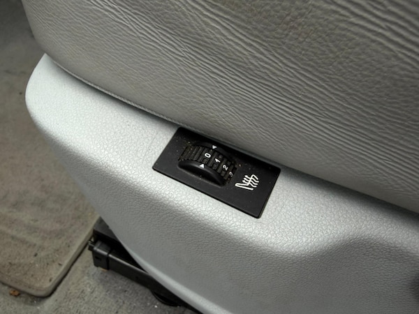 Used Peugeot 3008 2010 for sale - 76107611: Photo 13
