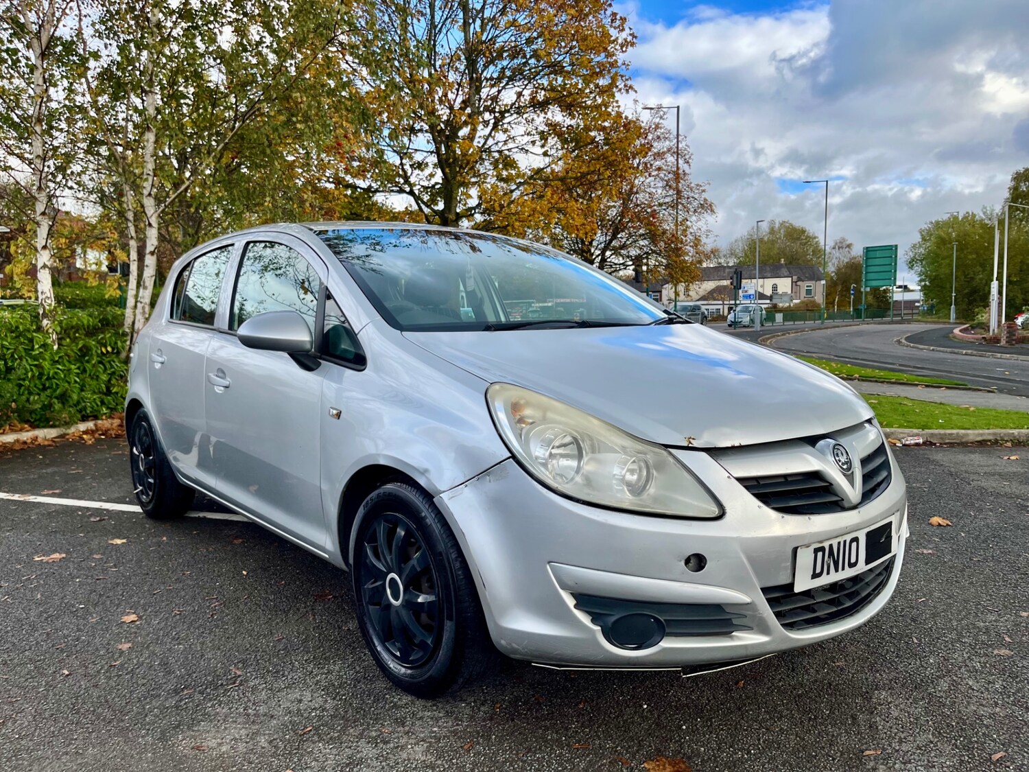 Used Vauxhall Corsa 2010 for sale - 76444467: Photo 1