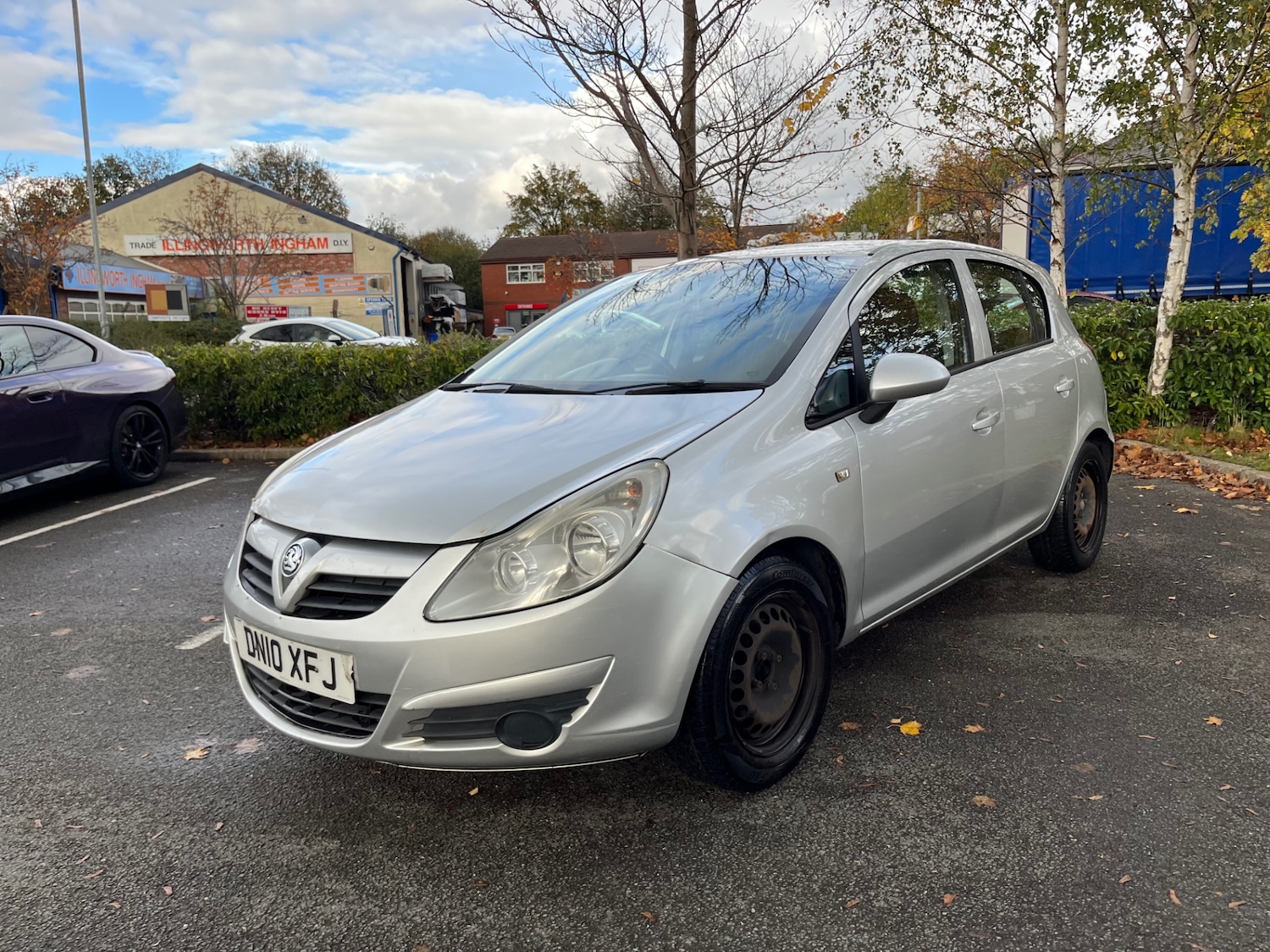 Used Vauxhall Corsa 2010 for sale - 76444467: Photo 3