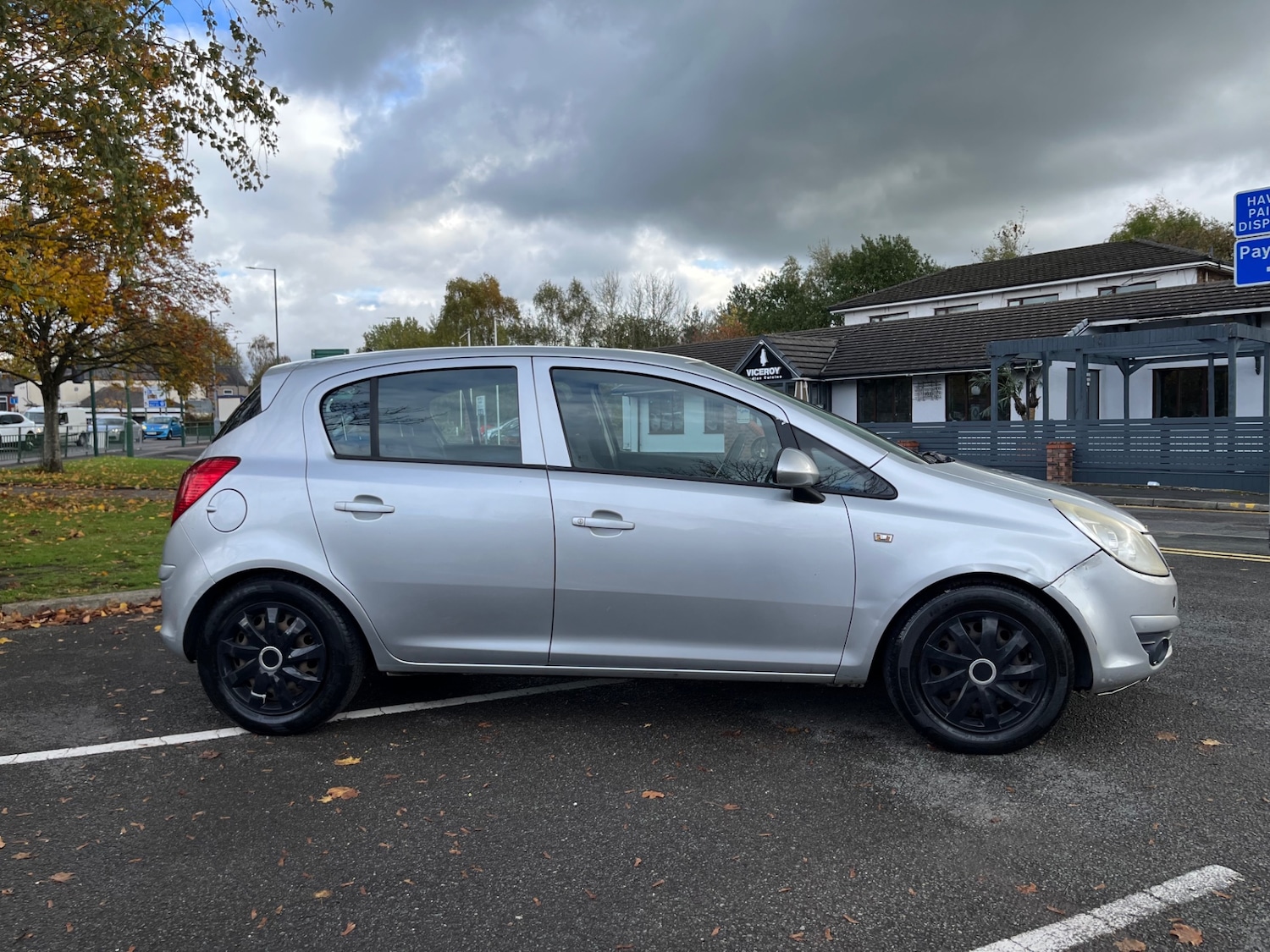 Used Vauxhall Corsa 2010 for sale - 76444467: Photo 8
