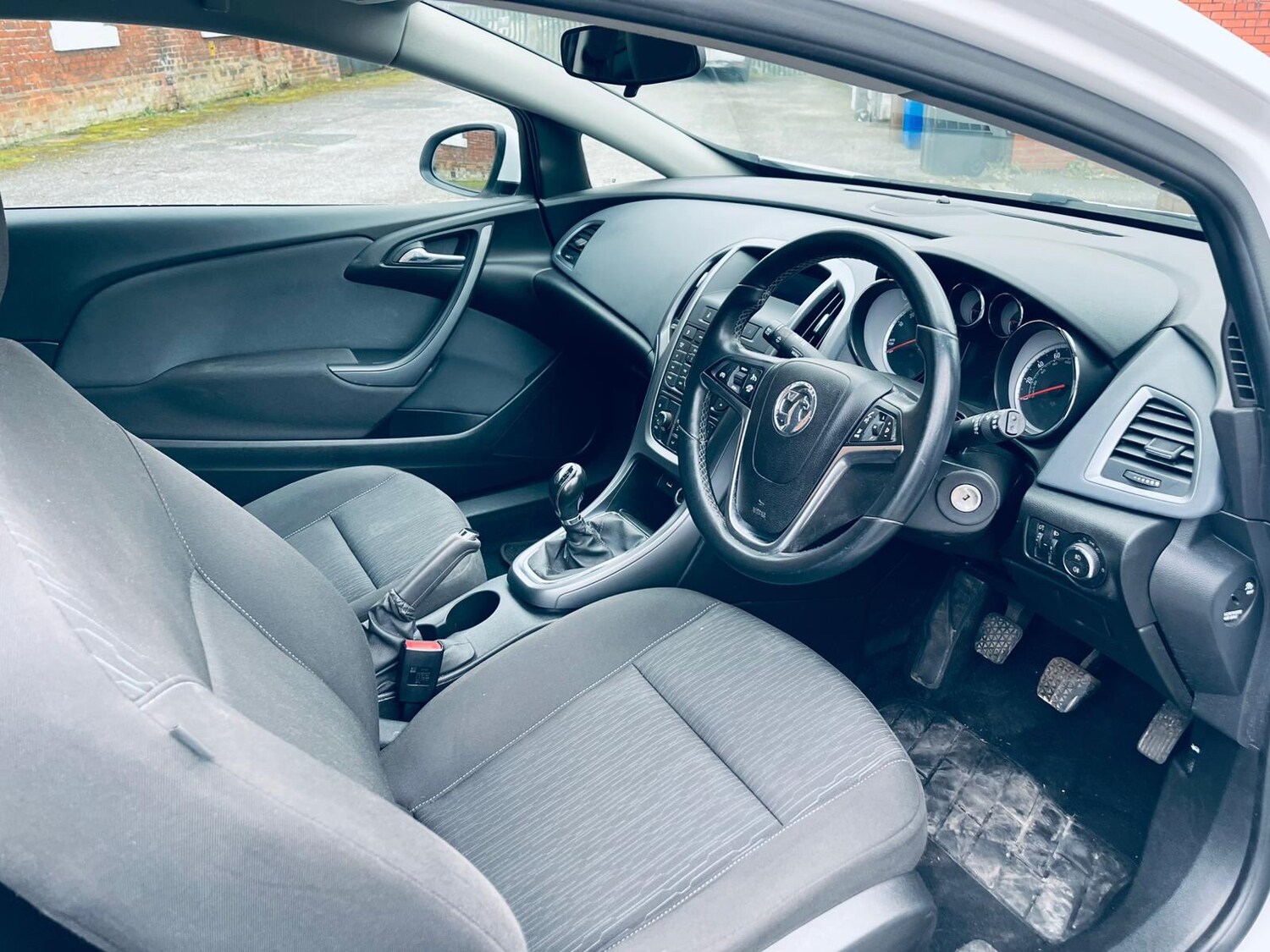 Used Vauxhall Astra GTC 2015 for sale - 77705781: Photo 11