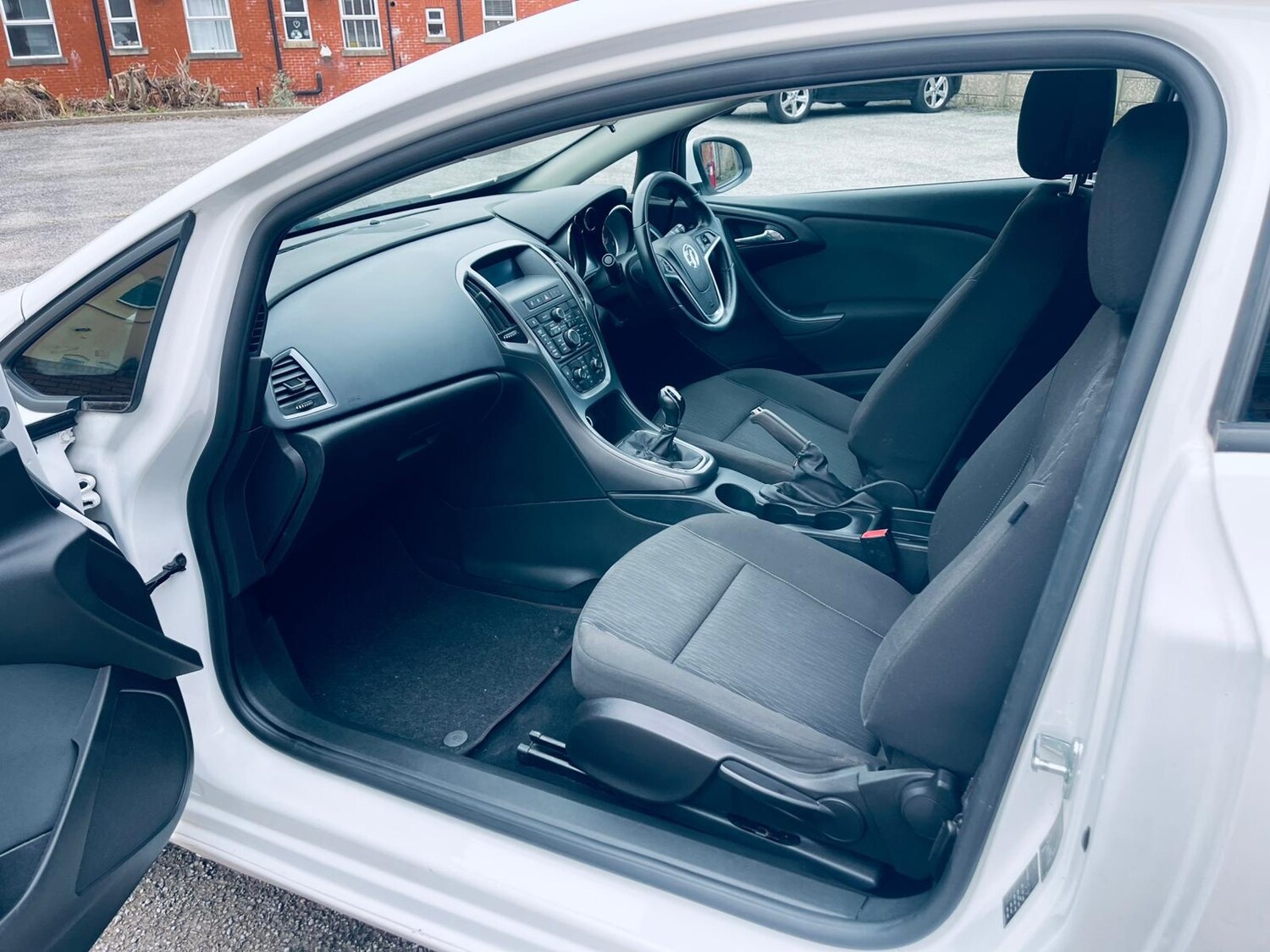 Used Vauxhall Astra GTC 2015 for sale - 77705781: Photo 13