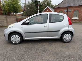 Used Peugeot 107 2012 for sale - 79734806: Photo