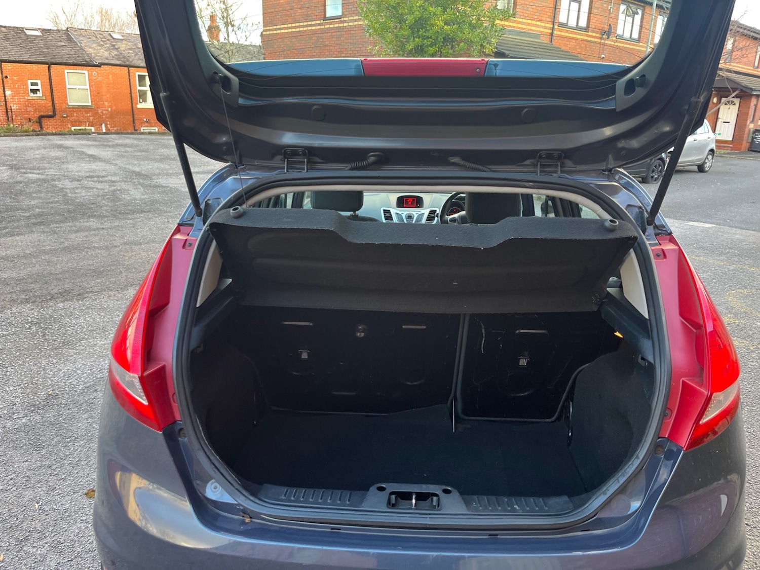 Used Ford Fiesta 2011 for sale - 77062150: Photo 10