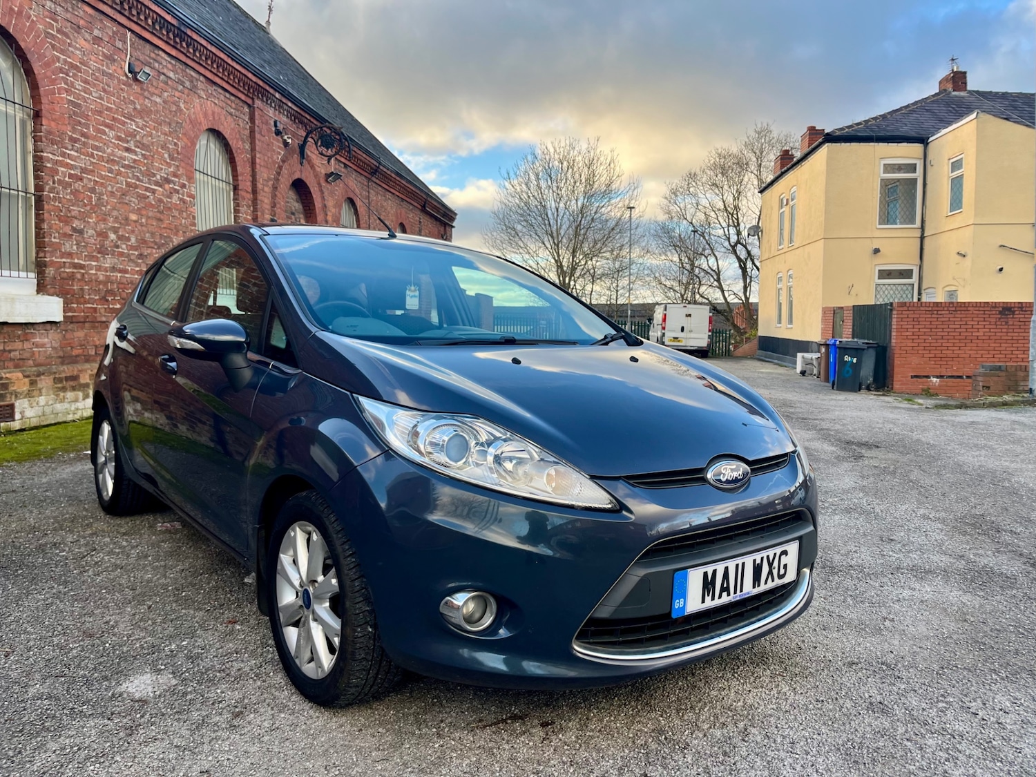 Used Ford Fiesta 2011 for sale - 77062150: Photo 2