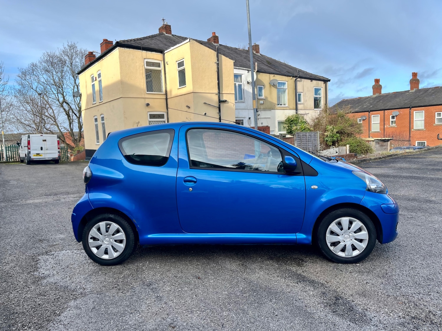 Used Toyota AYGO 2010 for sale - 77392717: Photo 8