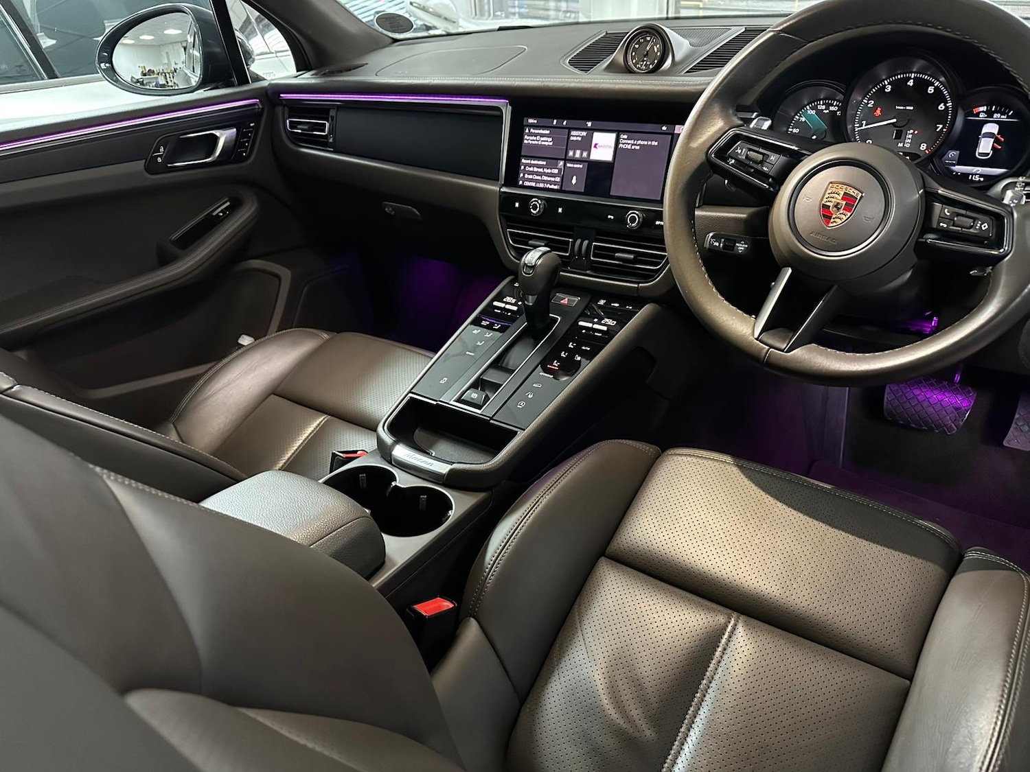 Used Porsche Macan 2022 for sale - 76553734: Photo 14