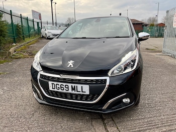 Used Peugeot 208 2019 for sale - 77767002: Photo