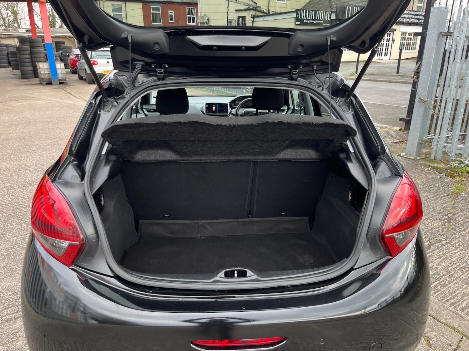 Used Peugeot 208 2019 for sale - 77767002: Photo 8