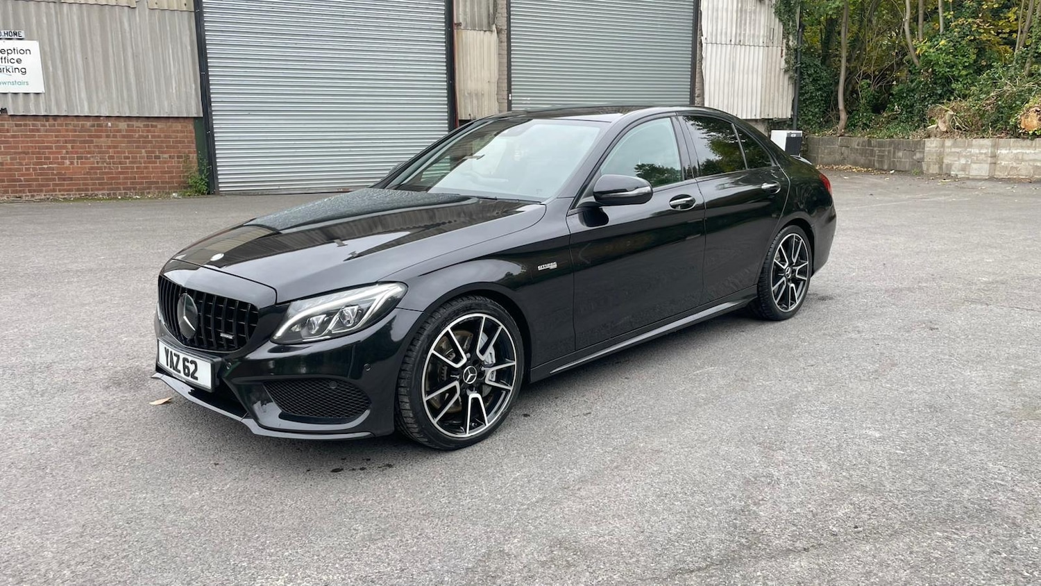 Used Mercedes-Benz C Class 2017 for sale - 76435049: Photo 2