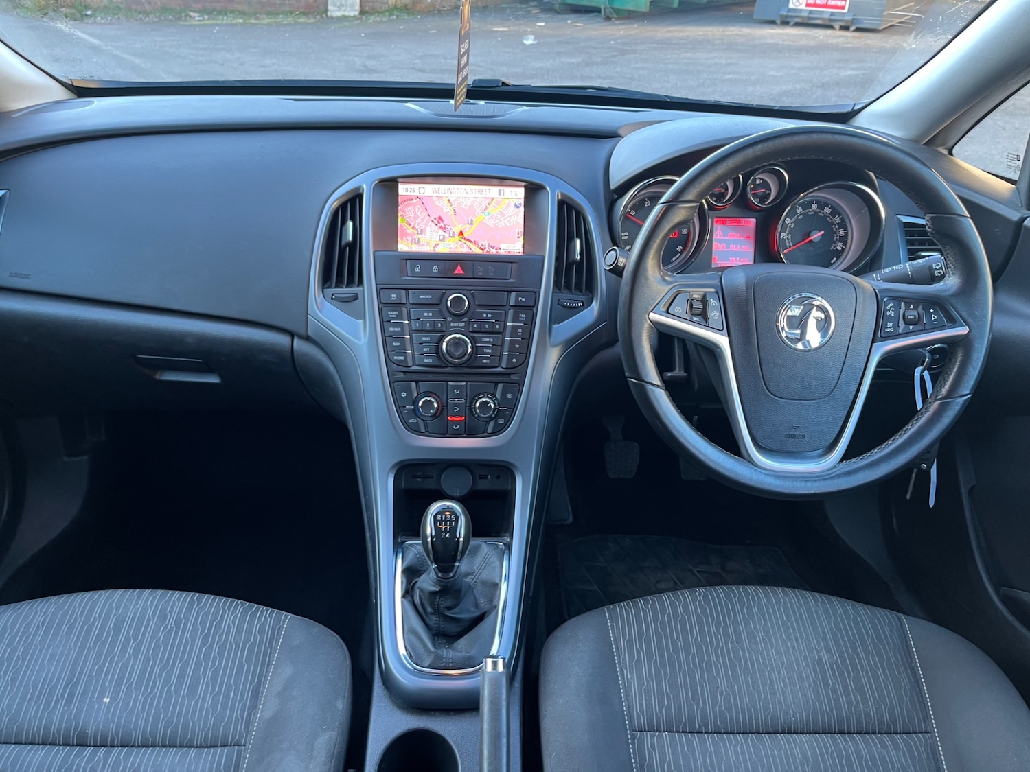 Used Vauxhall Astra 2013 for sale - 77093990: Photo 9