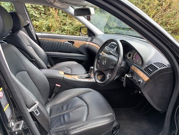 Used Mercedes-Benz E-Class 2009 for sale - 75939008: Photo