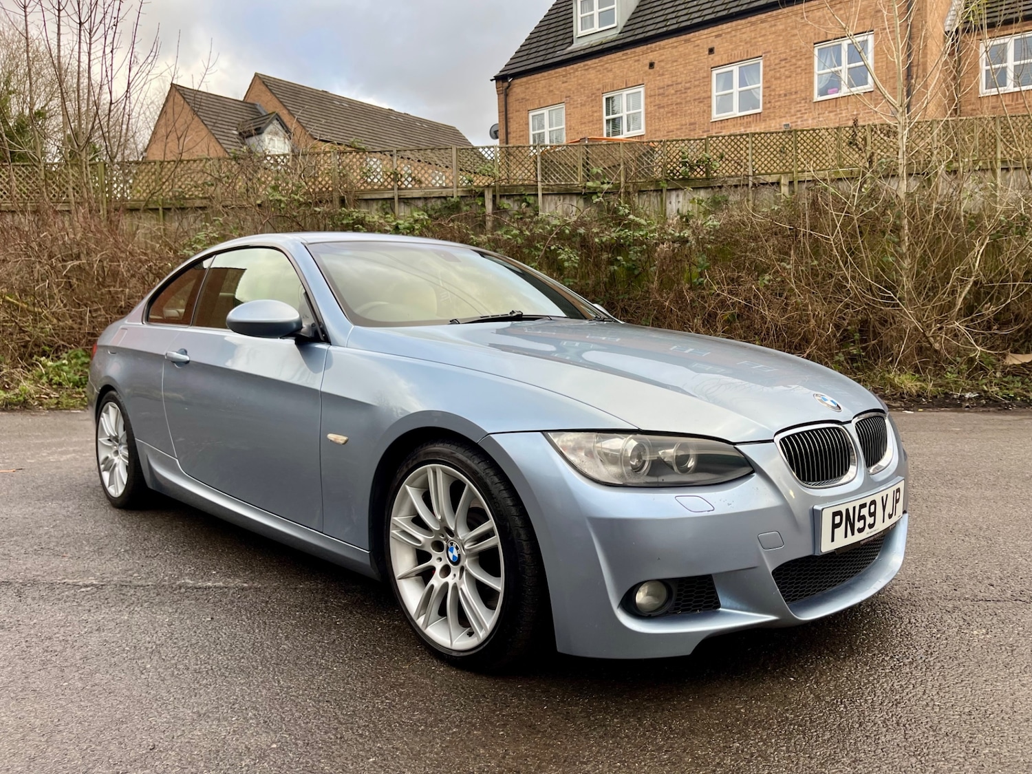 Used BMW 3 Series 2009 for sale - 77127706: Photo 2