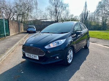 Used Ford Fiesta 2015 for sale - 77975581: Photo