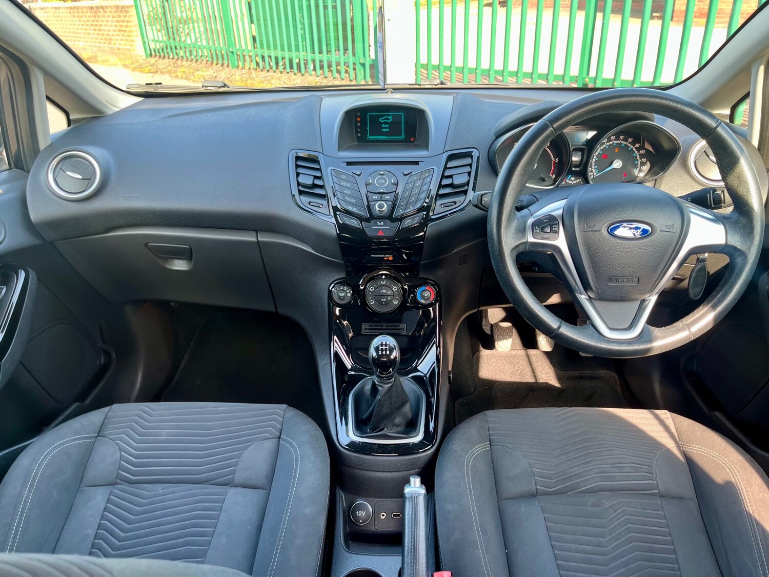 Used Ford Fiesta 2015 for sale - 77975581: Photo 7