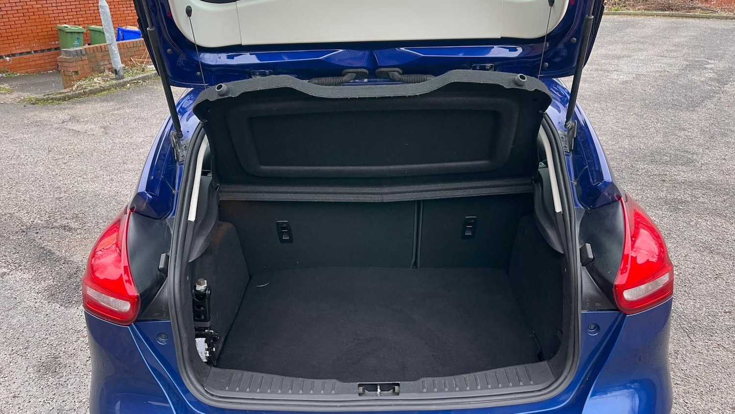 Used Ford Focus 2017 for sale - 77144710: Photo 13