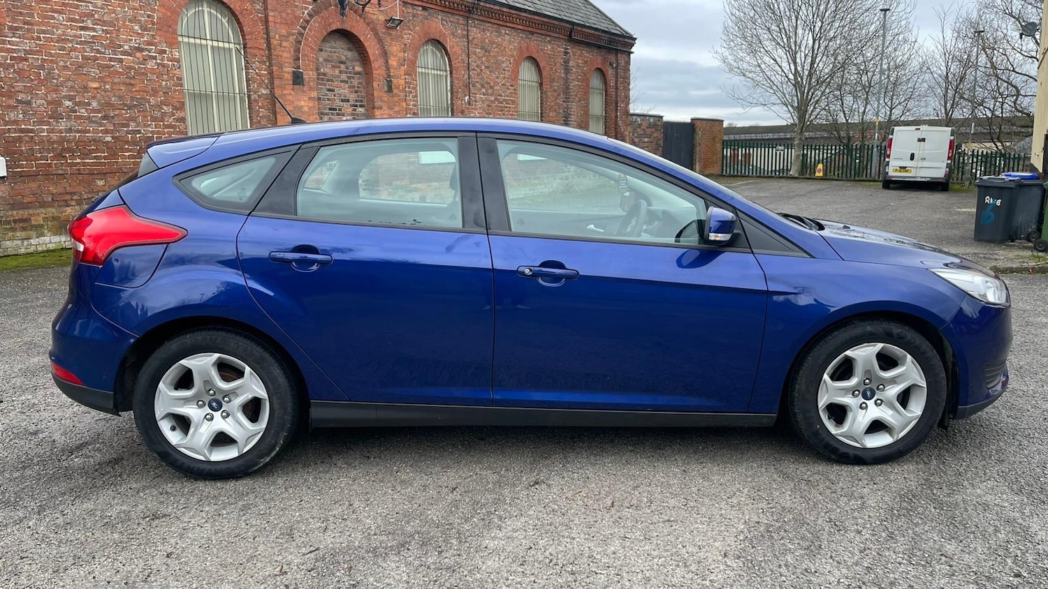 Used Ford Focus 2017 for sale - 77144710: Photo 4