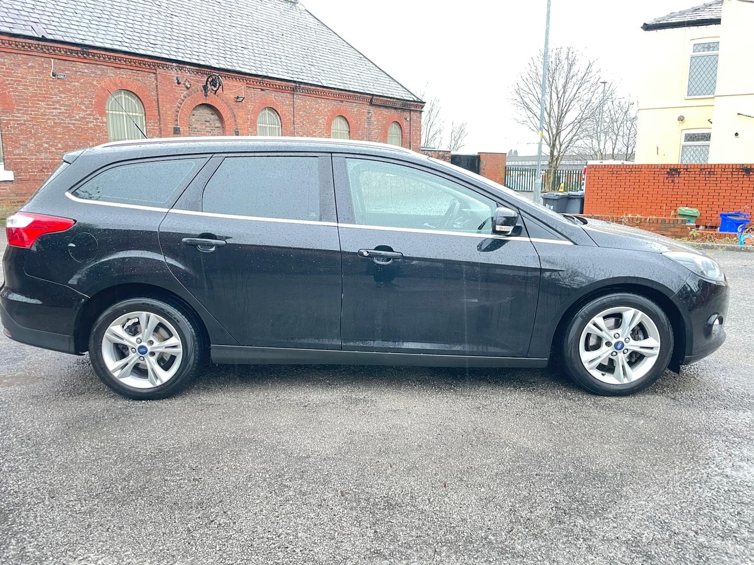 Used Ford Focus 2013 for sale - 76987167: Photo 3