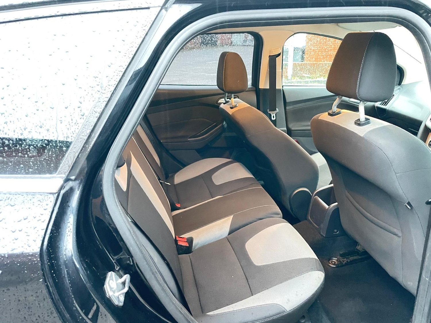 Used Ford Focus 2013 for sale - 76987167: Photo 9