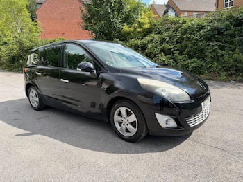 Used Renault Grand Scenic 2011 for sale - 79697345: Photo
