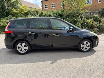Used Renault Grand Scenic 2011 for sale - 79697345: Photo