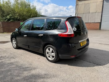 Used Renault Grand Scenic 2011 for sale - 79697345: Photo