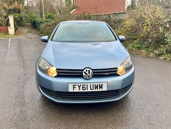 Used Volkswagen Golf 2011 for sale - 76897220: Photo